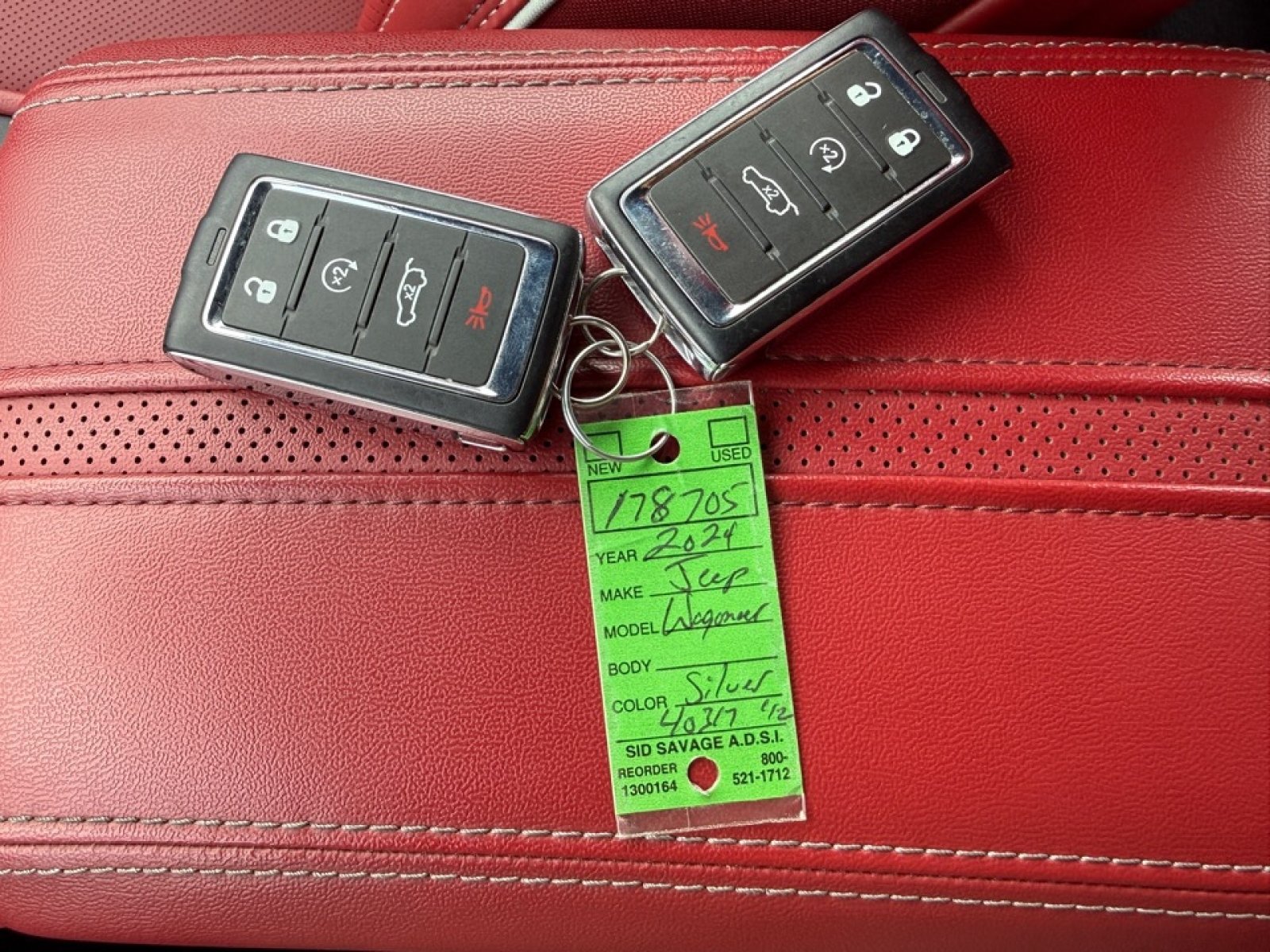 Used 2024 Jeep Wagoneer Launch Edition AWD/4WD image 46