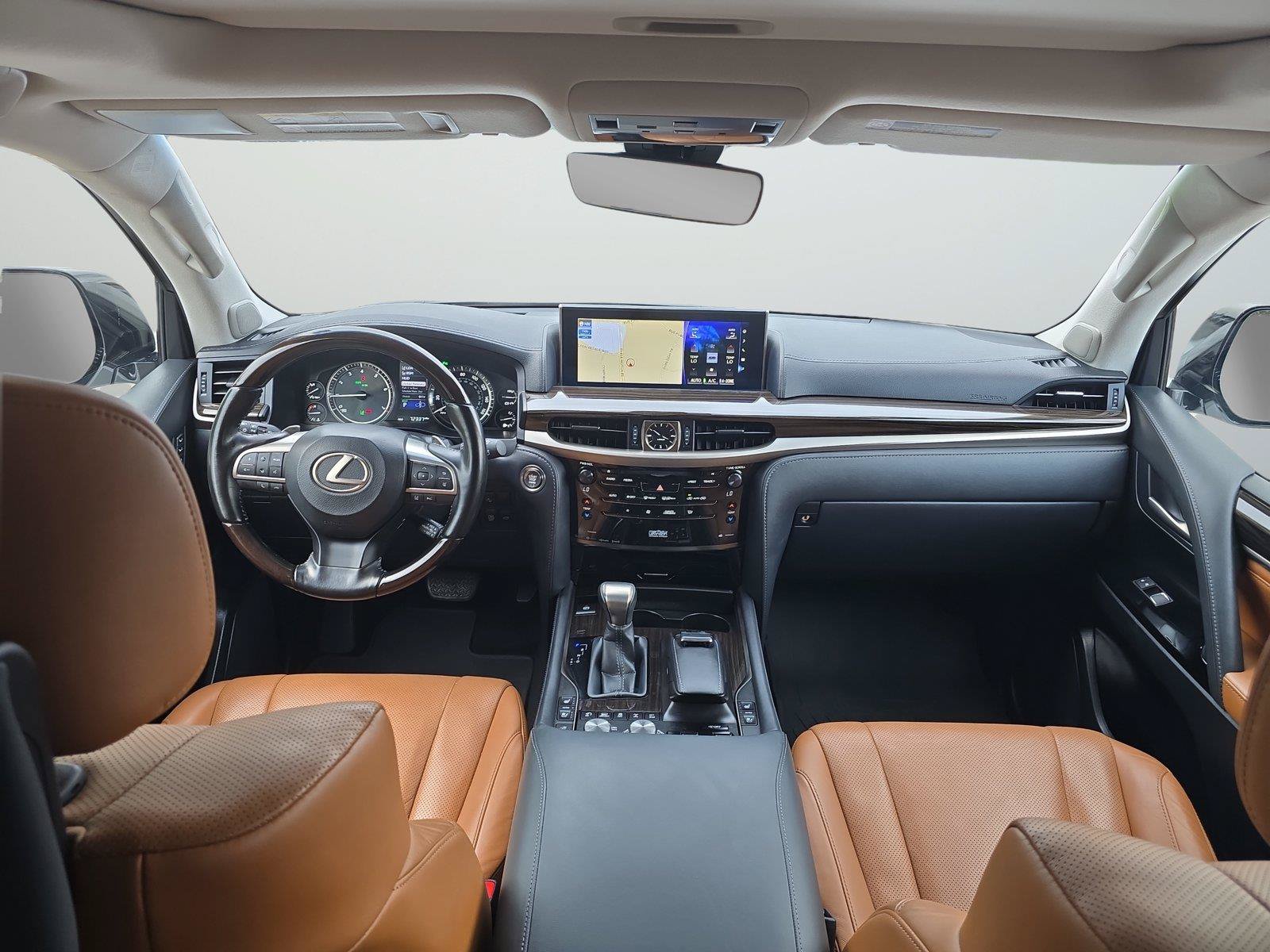 Used 2021 Lexus LX 570 4WD w/ Luxury Package image 13