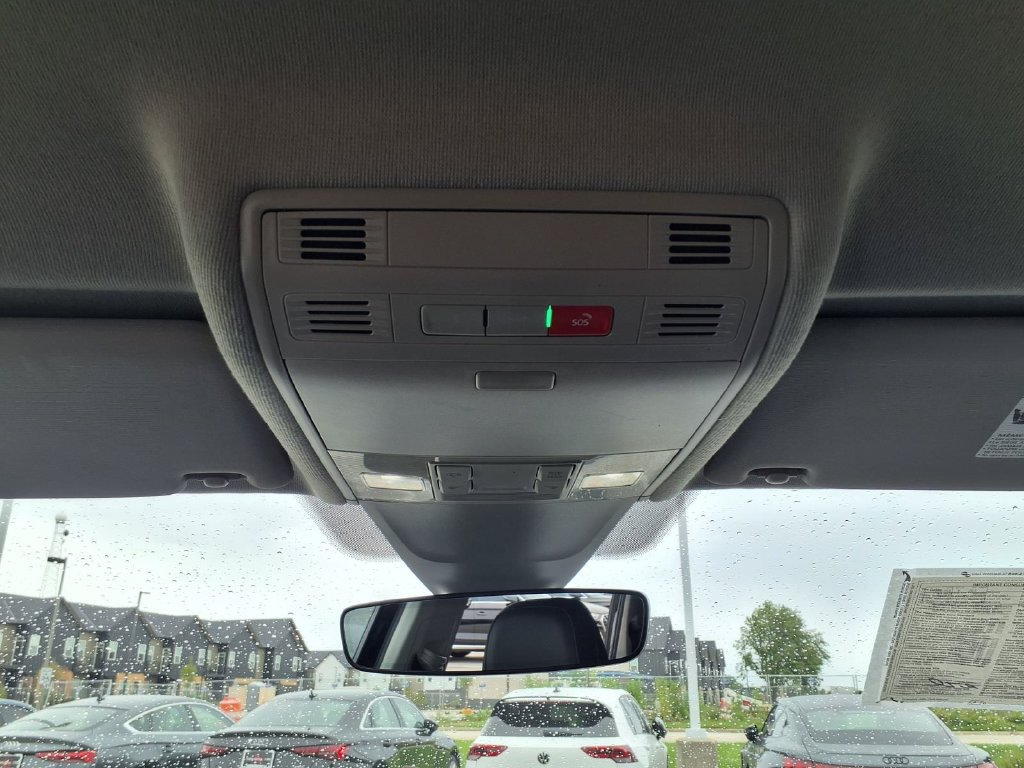 Used 2023 Volkswagen Tiguan SE AWD/4WD image 20