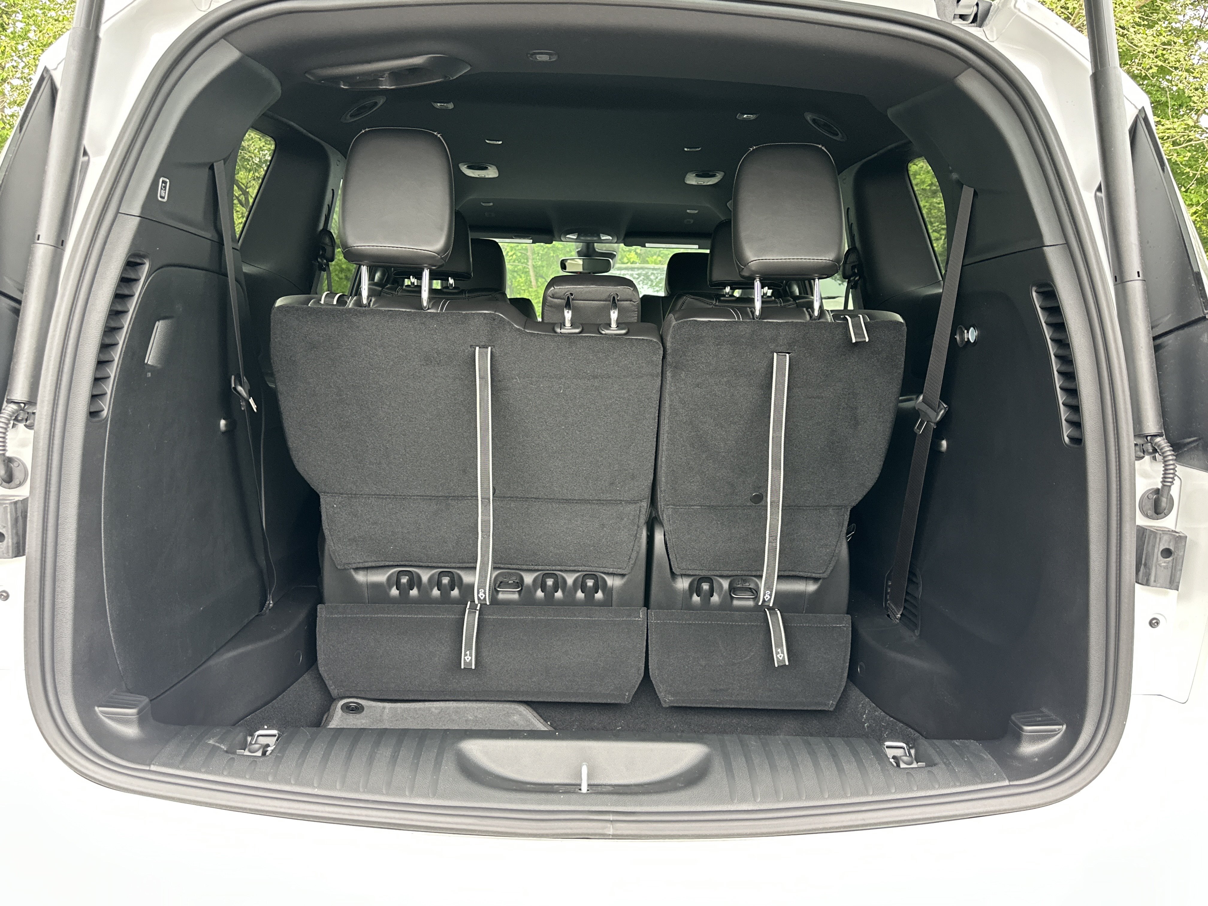 New 2027 Chrysler Pacifica Select FWD image 13