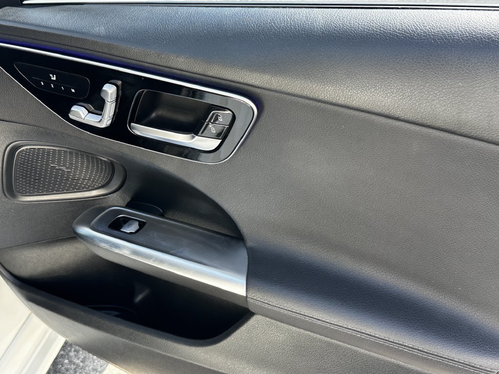 Certified 2023 Mercedes-Benz C 300 Sedan image 16