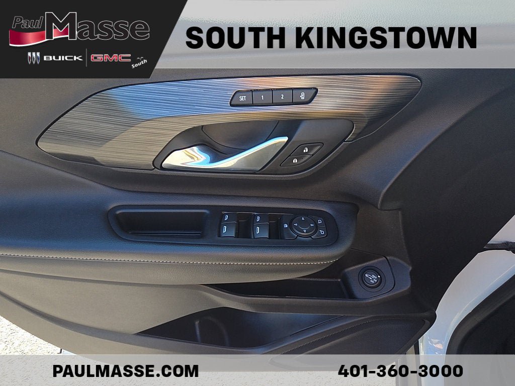 Used 2023 GMC Terrain SLT AWD/4WD image 10
