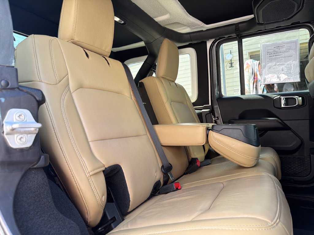 Used 2018 Jeep Wrangler Unlimited Rubicon AWD/4WD image 50