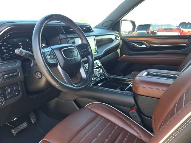 Used 2024 GMC Yukon Denali Ultimate image 27
