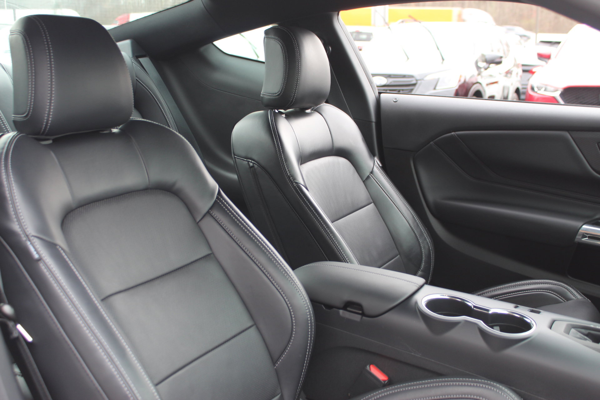 Used 2025 Ford Mustang GT Premium image 26