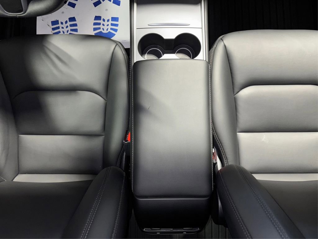 Used 2024 Tesla Model Y Long Range image 28