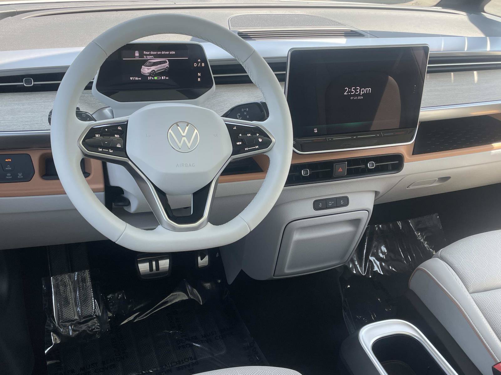 Certified 2025 Volkswagen ID. Buzz Pro S Plus AWD/4WD image 7
