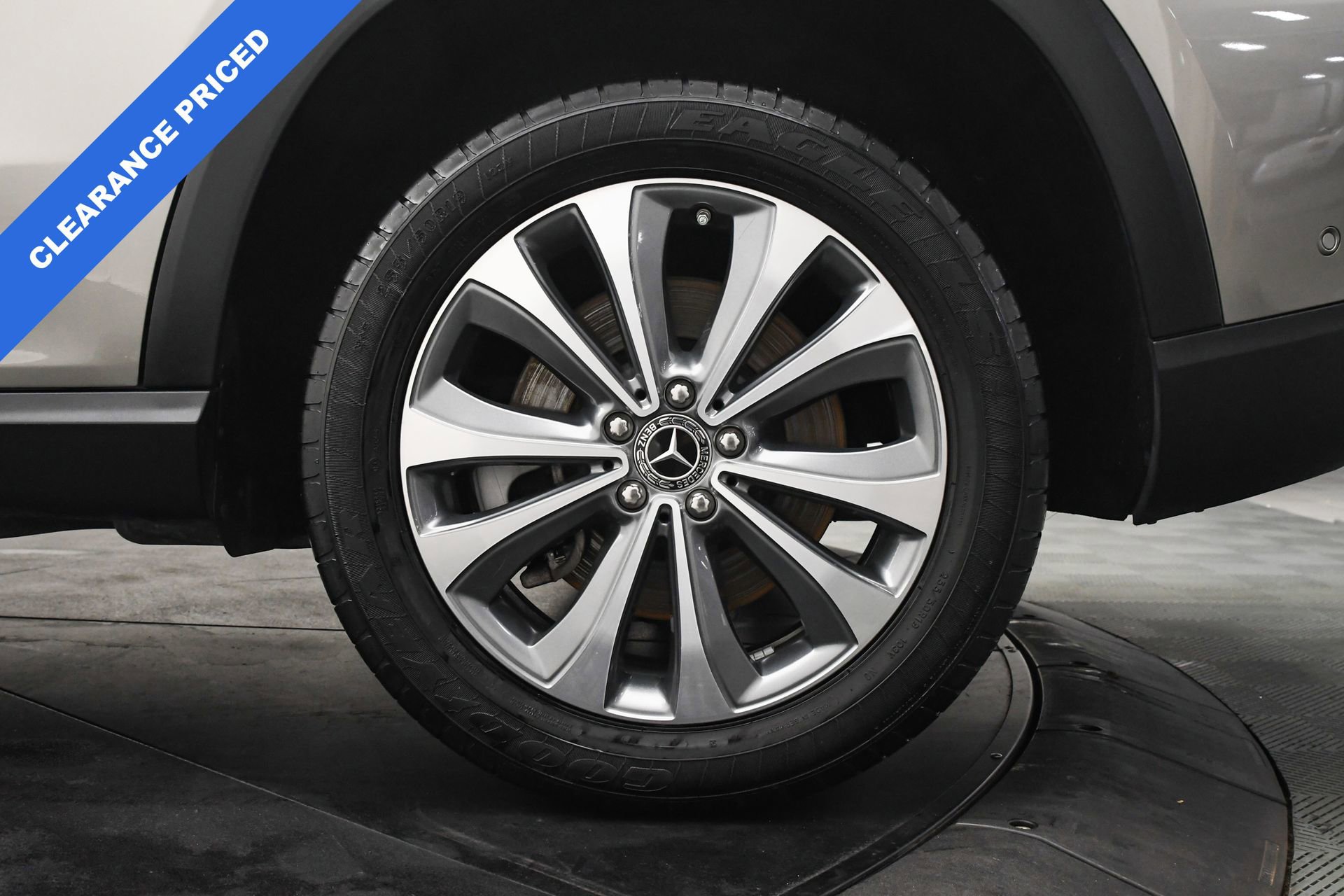 Used 2020 Mercedes-Benz GLE 450 4MATIC image 32