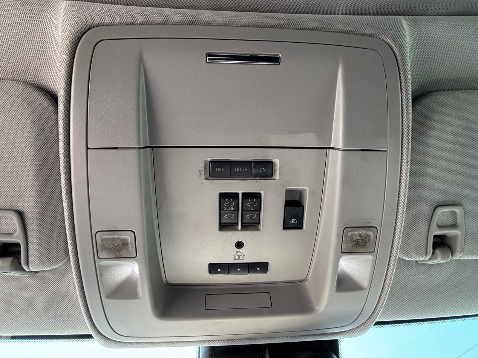 Used 2019 GMC Sierra 3500 Denali w/ Duramax Plus Package AWD/4WD image 19