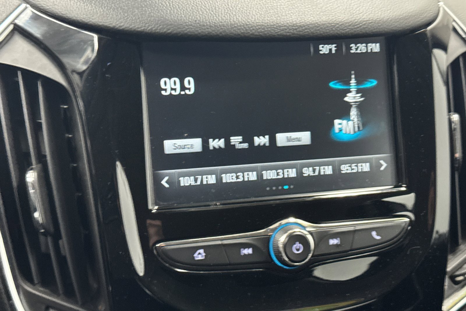 Used 2017 Chevrolet Cruze Premier image 16