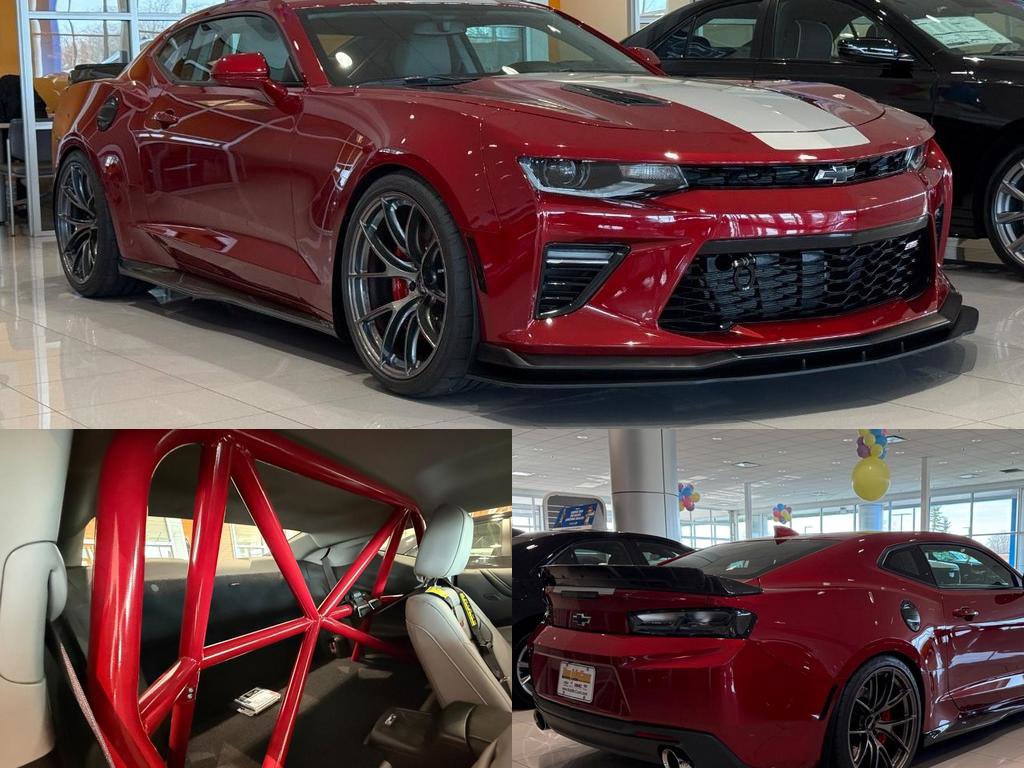 Used 2016 Chevrolet Camaro SS image 33