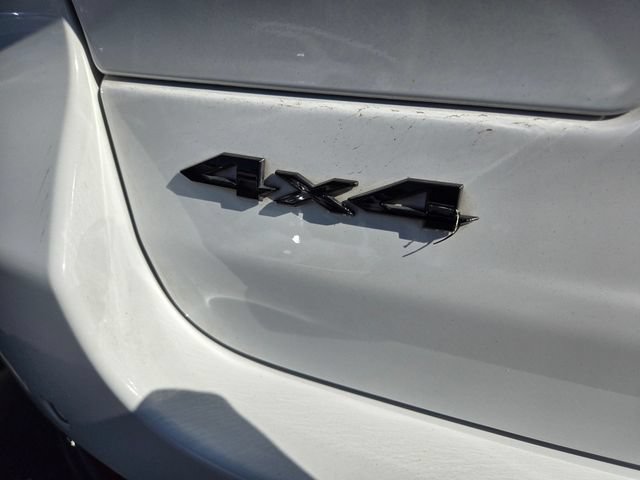 Used 2024 Jeep Grand Cherokee Altitude AWD/4WD image 9