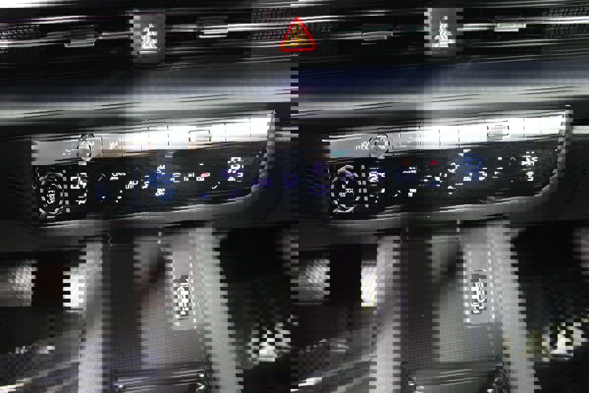 Used 2024 Hyundai Ioniq 6 SE image 15