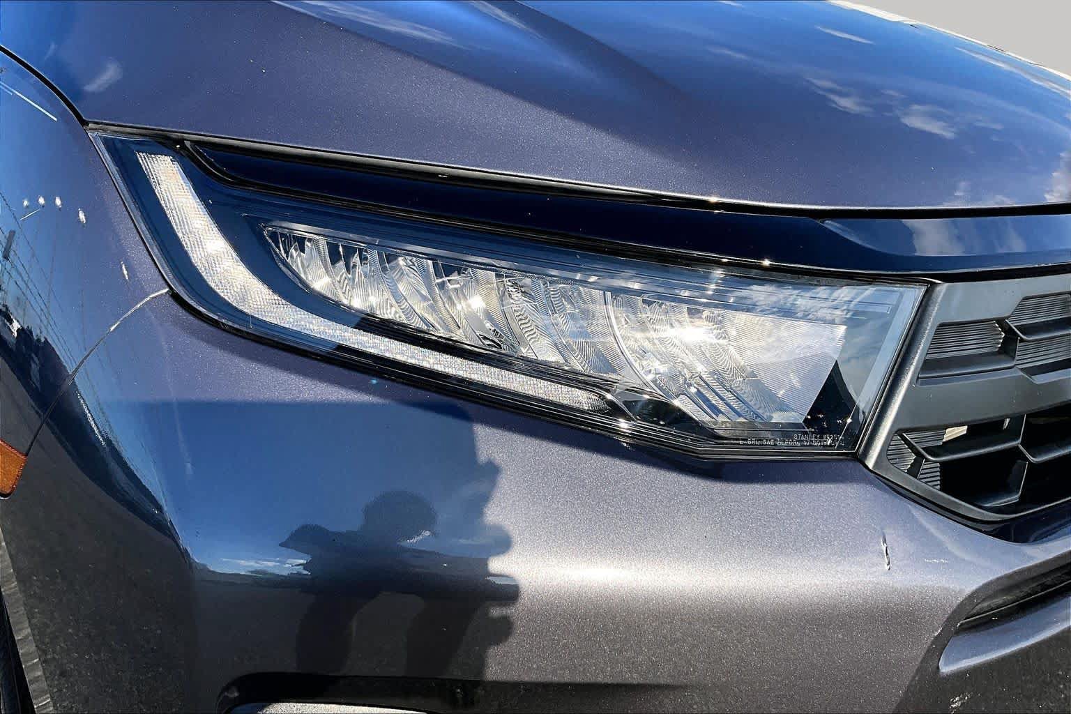 Used 2025 Honda Odyssey EX-L image 28