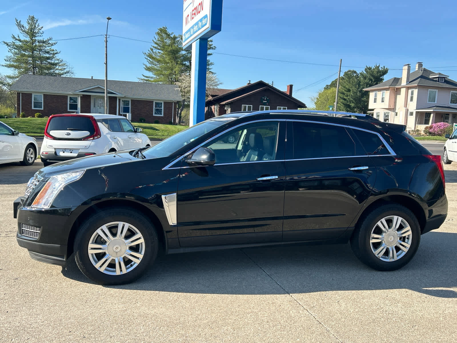 Used 2014 Cadillac SRX Luxury image 4
