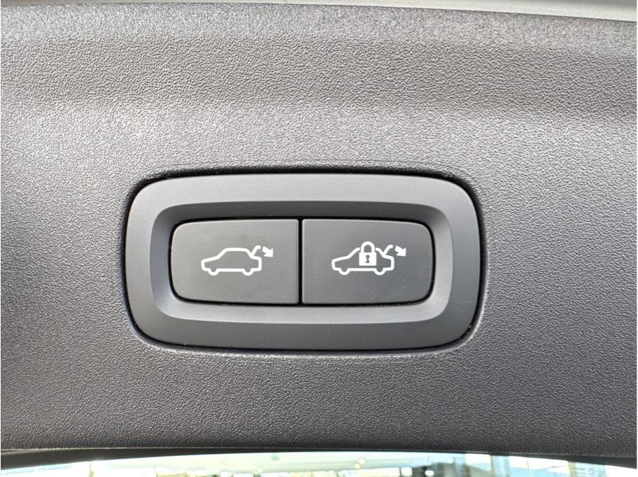 Used 2024 Polestar Polestar 2 image 13