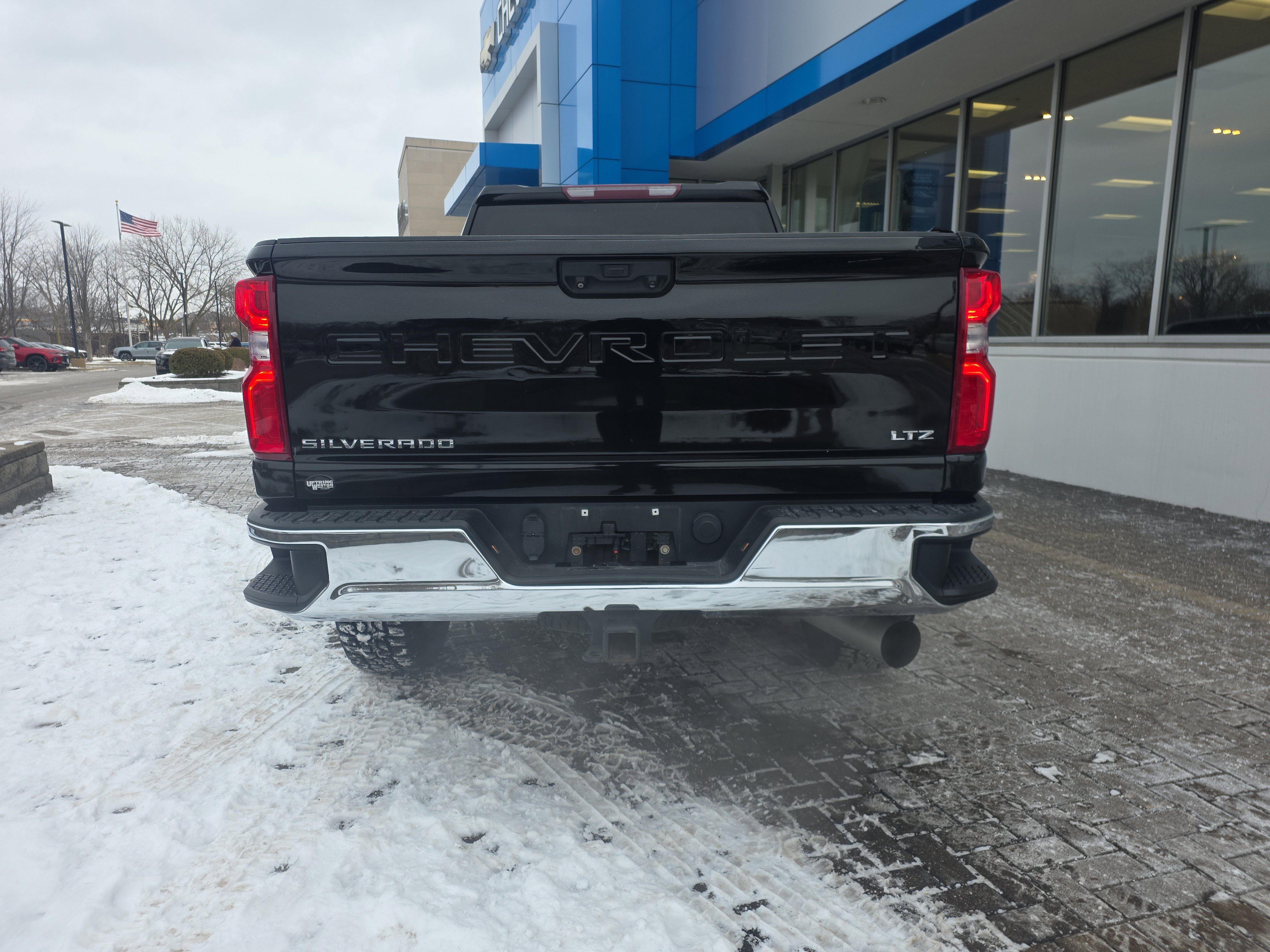Used 2022 Chevrolet Silverado 2500 LTZ w/ Snow Plow Prep/Camper Package image 4
