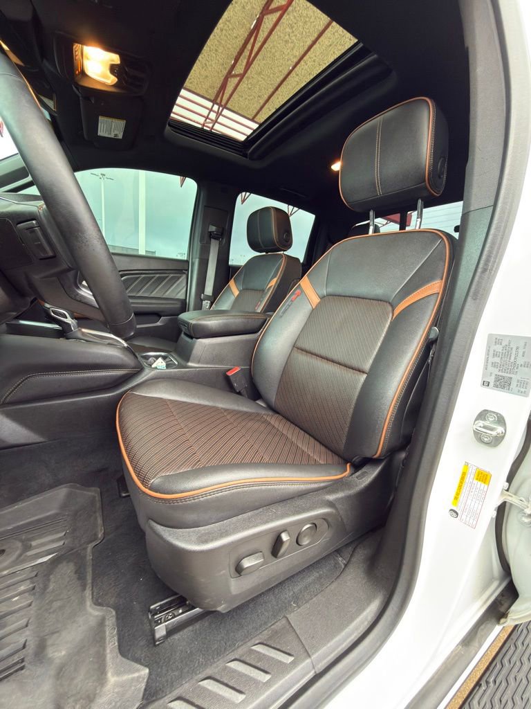 Used 2023 GMC Canyon AT4 w/ AT4 Premium Package image 17