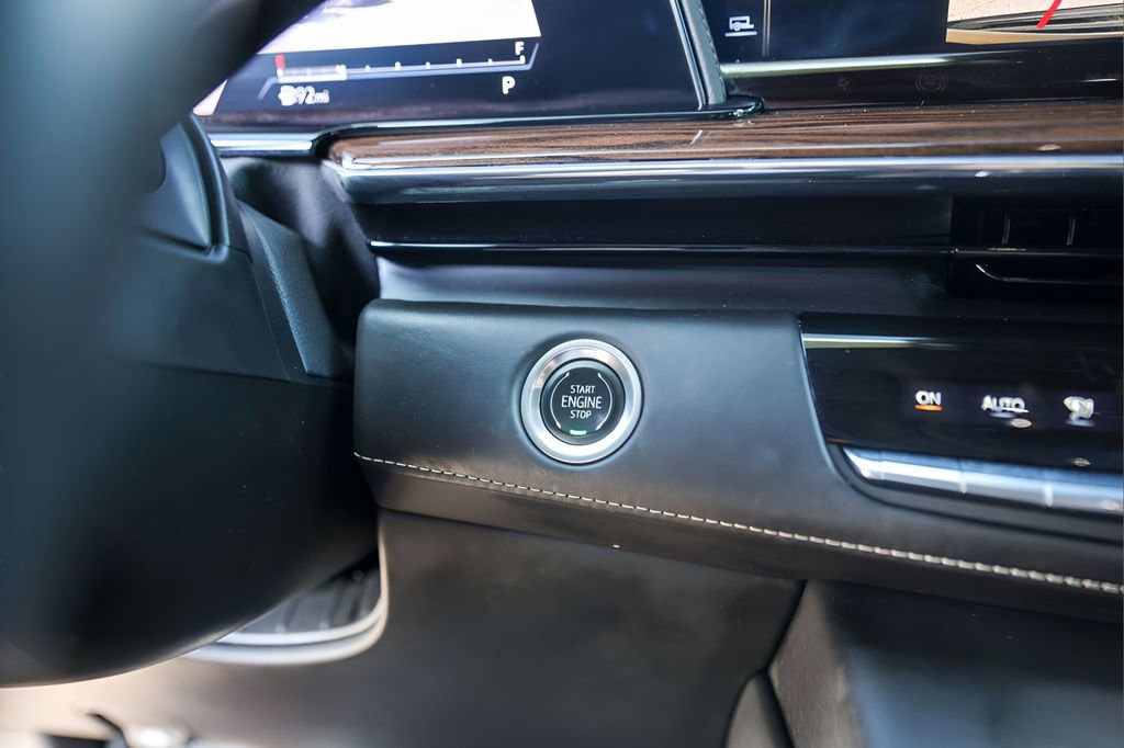 Used 2023 Cadillac Escalade Sport Platinum RWD image 19