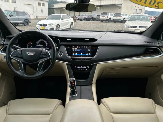 Used 2018 Cadillac XT5 FWD image 13