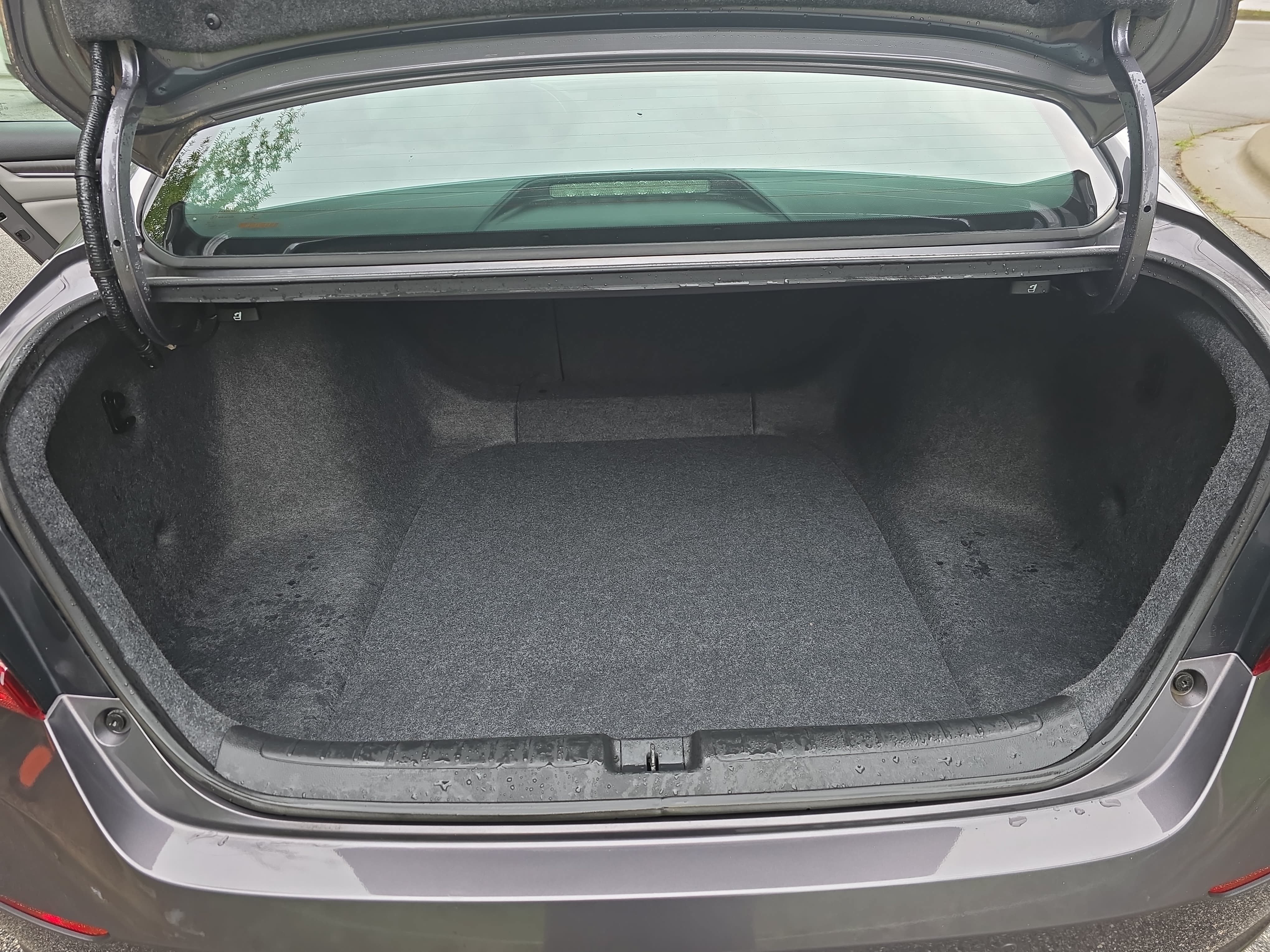 Used 2018 Honda Accord Touring image 13
