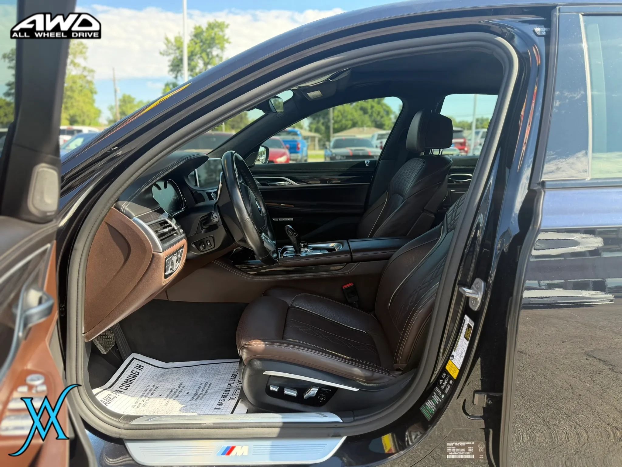 Used 2016 BMW 750i xDrive AWD/4WD image 10