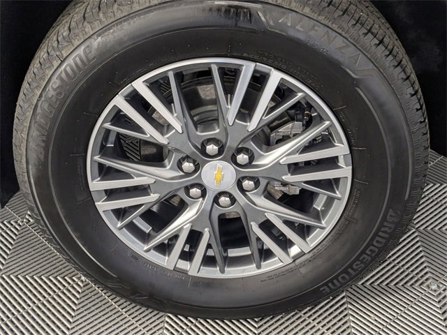 Certified 2025 Chevrolet Traverse LT image 8