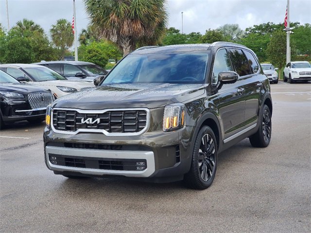 Used 2024 Kia Telluride SX image 3