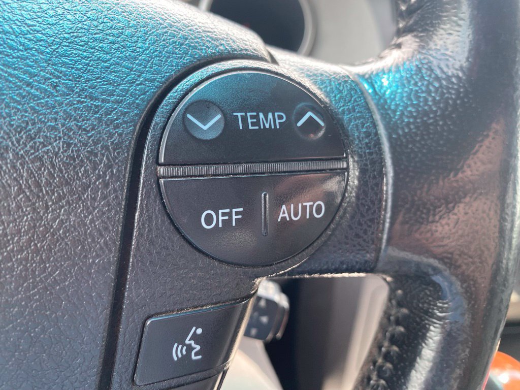 Used 2012 Toyota Sequoia Platinum AWD/4WD image 27