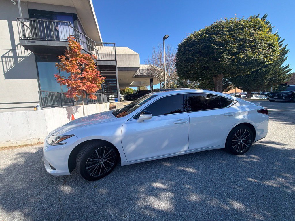 Certified 2025 Lexus ES 350 w/ Premium Package FWD image 20