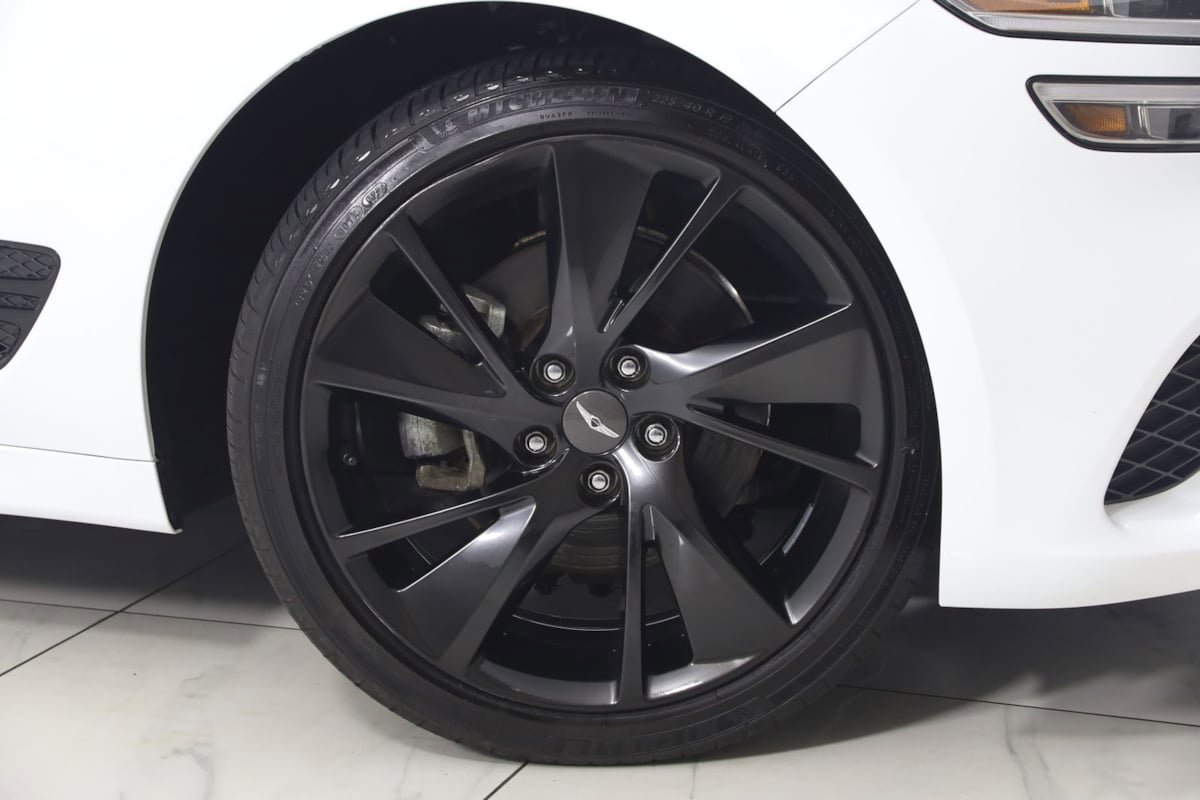 Used 2023 Genesis G70 2.0T w/ Sport Prestige Package AWD/4WD image 15