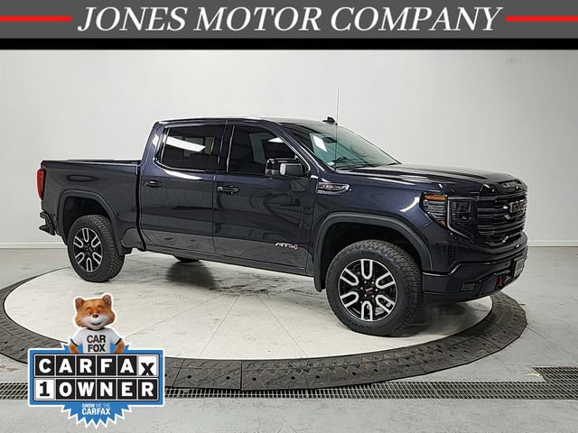 Used 2025 GMC Sierra 1500 AT4 w/ Technology Package AWD/4WD image 1