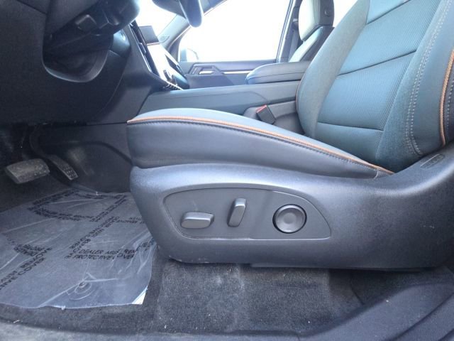 Used 2024 GMC Acadia AT4 AWD/4WD image 21