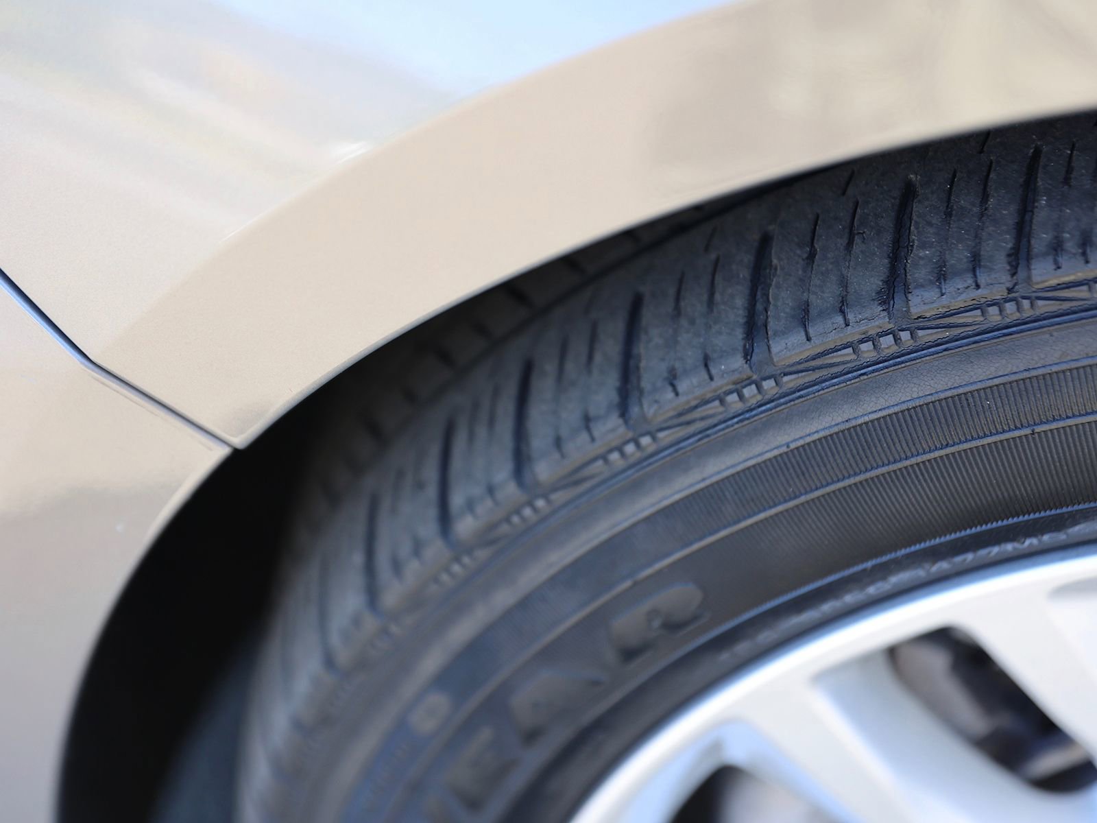 Used 2017 Chevrolet Malibu LT image 12