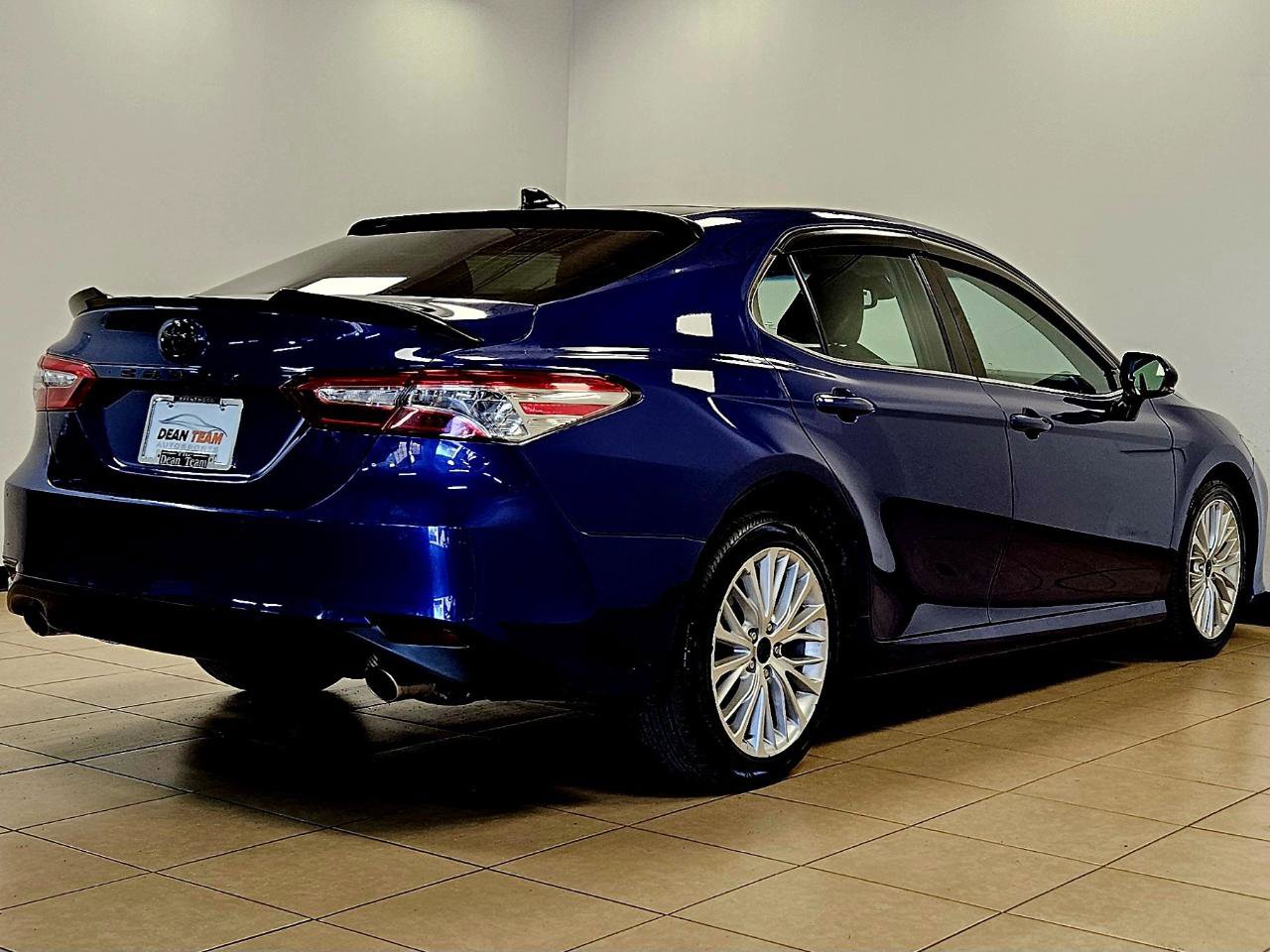Used 2018 Toyota Camry XLE w/ Protection Package (Q2) image 4
