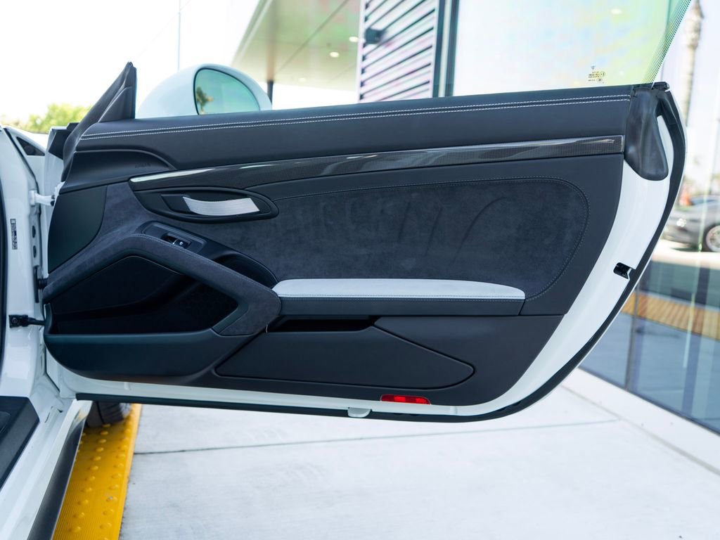 Used 2016 Porsche 911 GT3 RS image 31