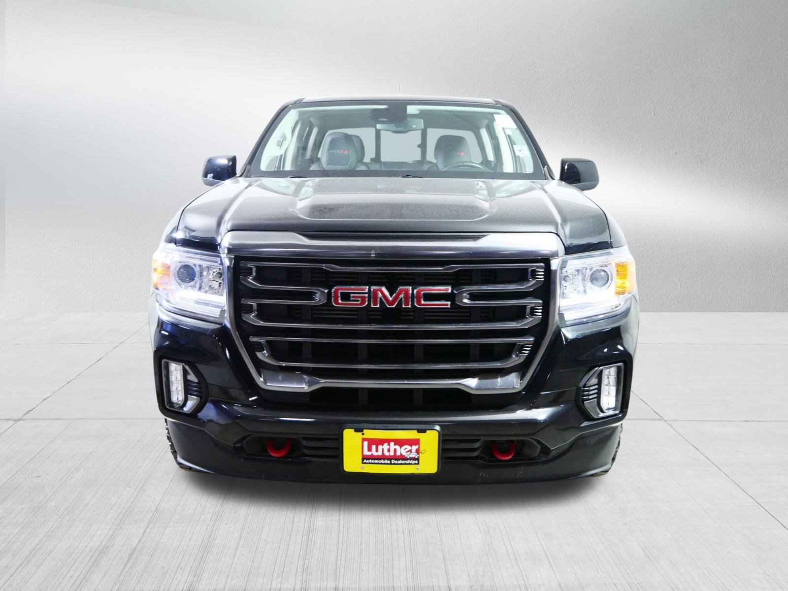 Certified 2022 GMC Canyon AT4 image 2