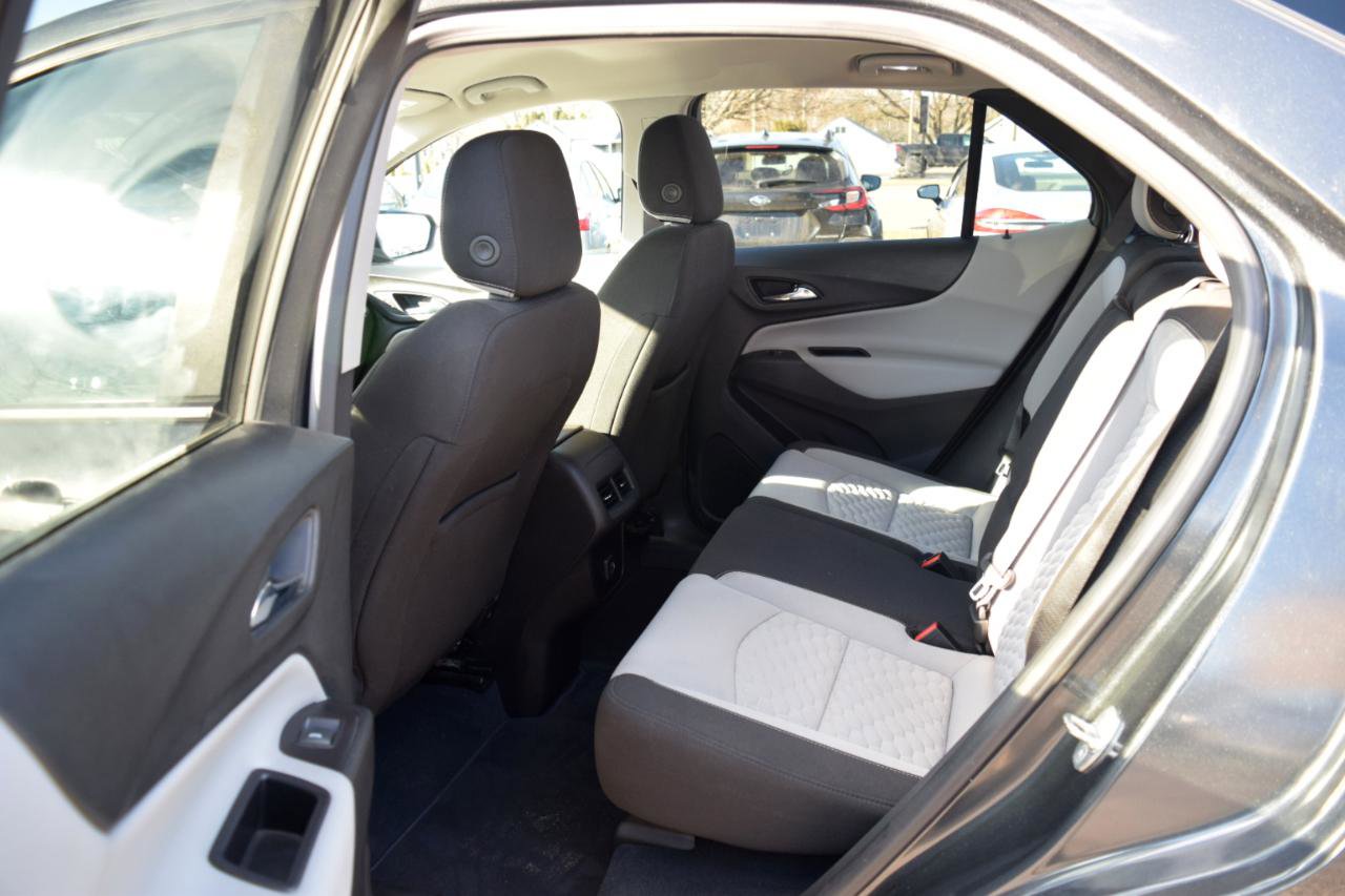 Used 2020 Chevrolet Equinox LS w/ LS Convenience Package image 35