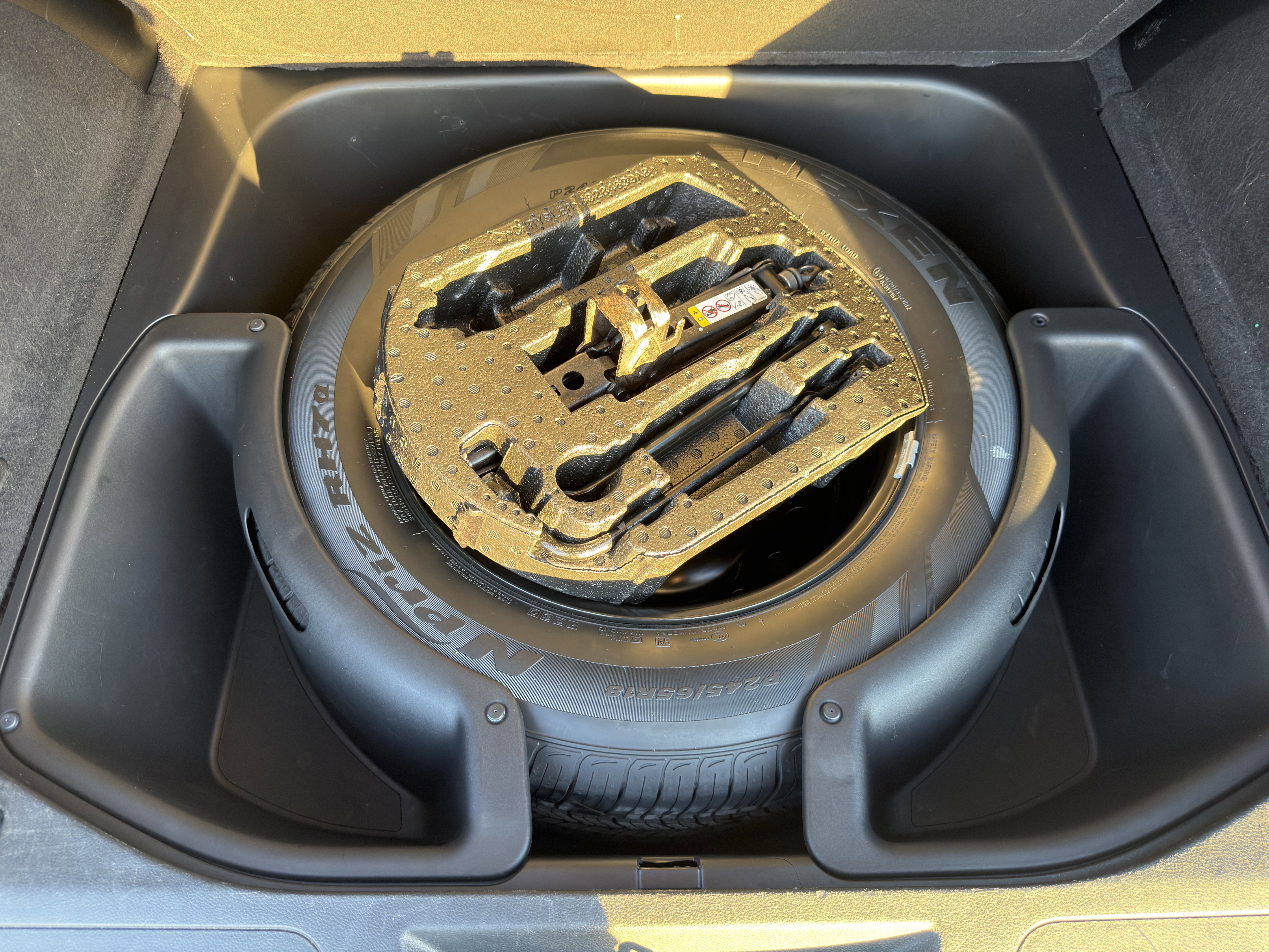 Used 2020 Jeep Grand Cherokee Altitude image 66