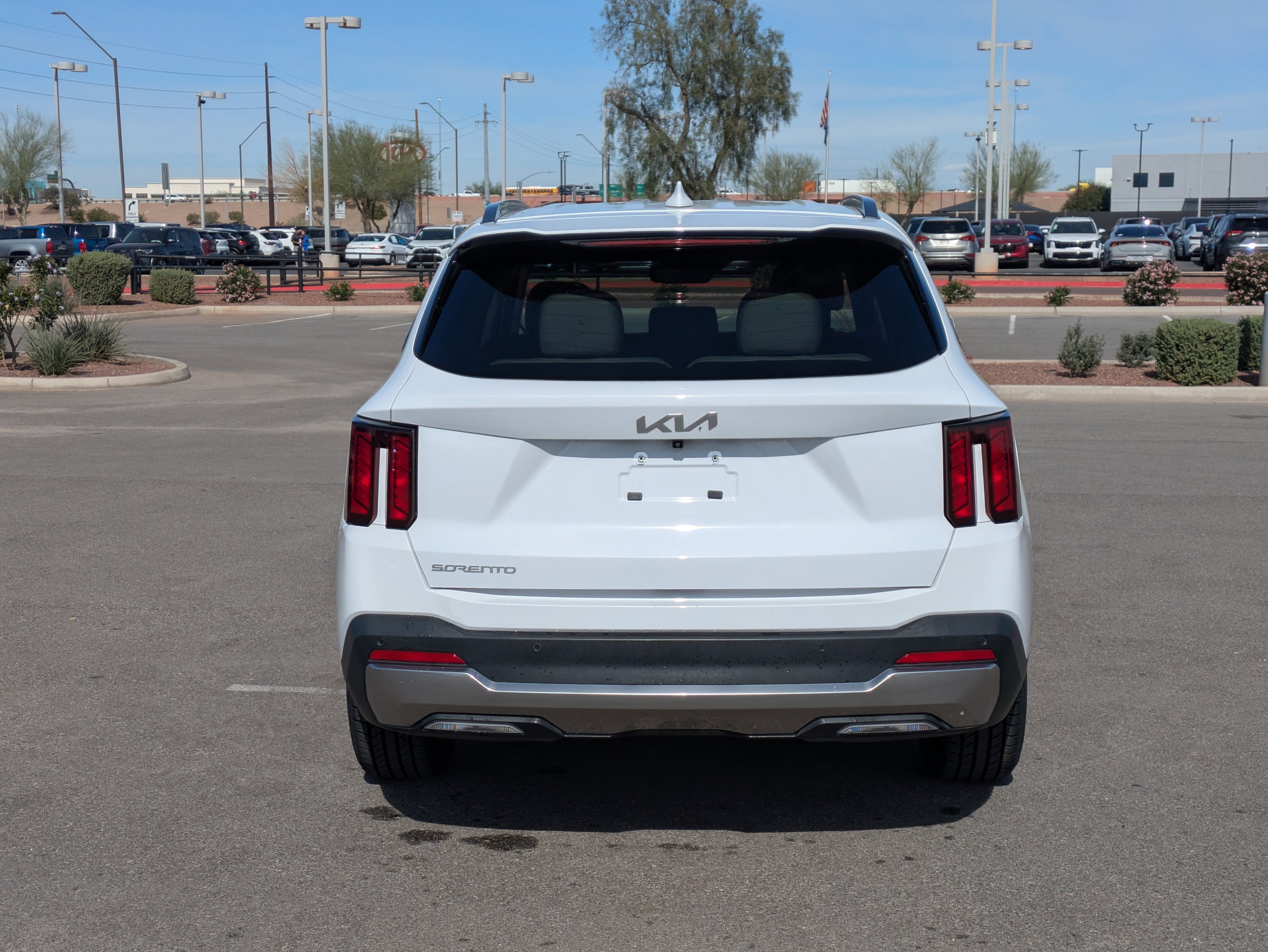 Certified 2025 Kia Sorento S image 4