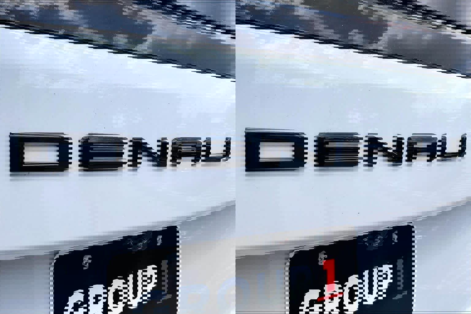 New 2026 GMC Yukon Denali w/ Sun & Power Step Package image 8