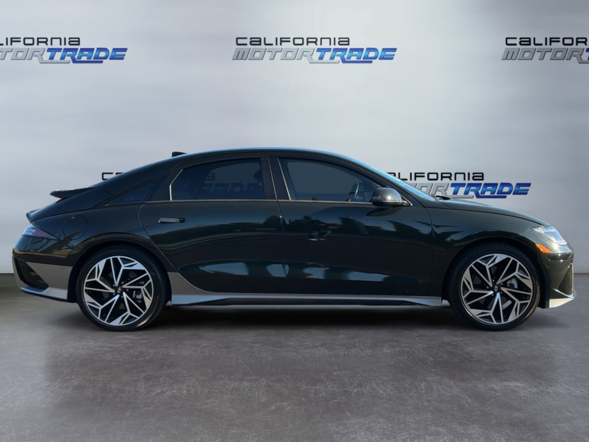 Used 2023 Hyundai Ioniq 6 SEL RWD image 4