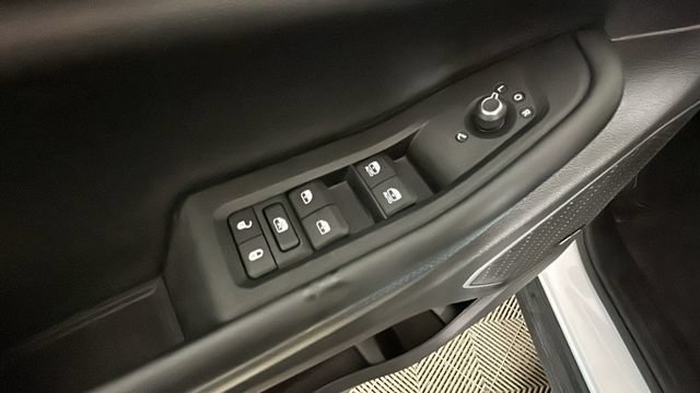 Used 2022 Jeep Grand Cherokee Trailhawk AWD/4WD image 10