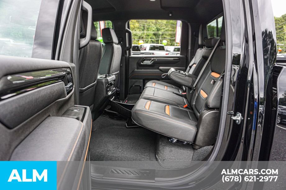 Used 2025 GMC Sierra 2500 AT4 image 21