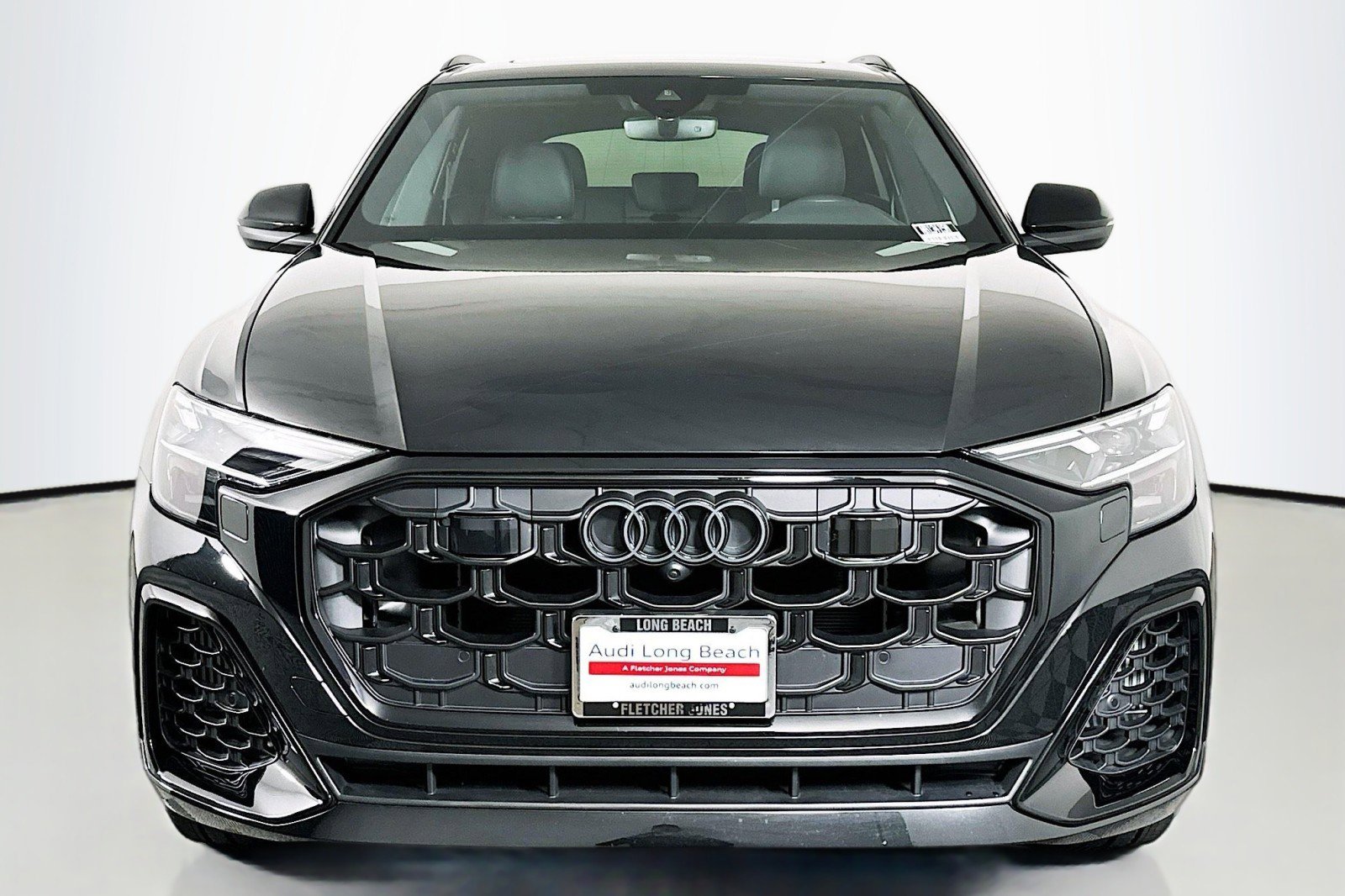 Used 2026 Audi Q8 Premium Plus AWD/4WD image 2
