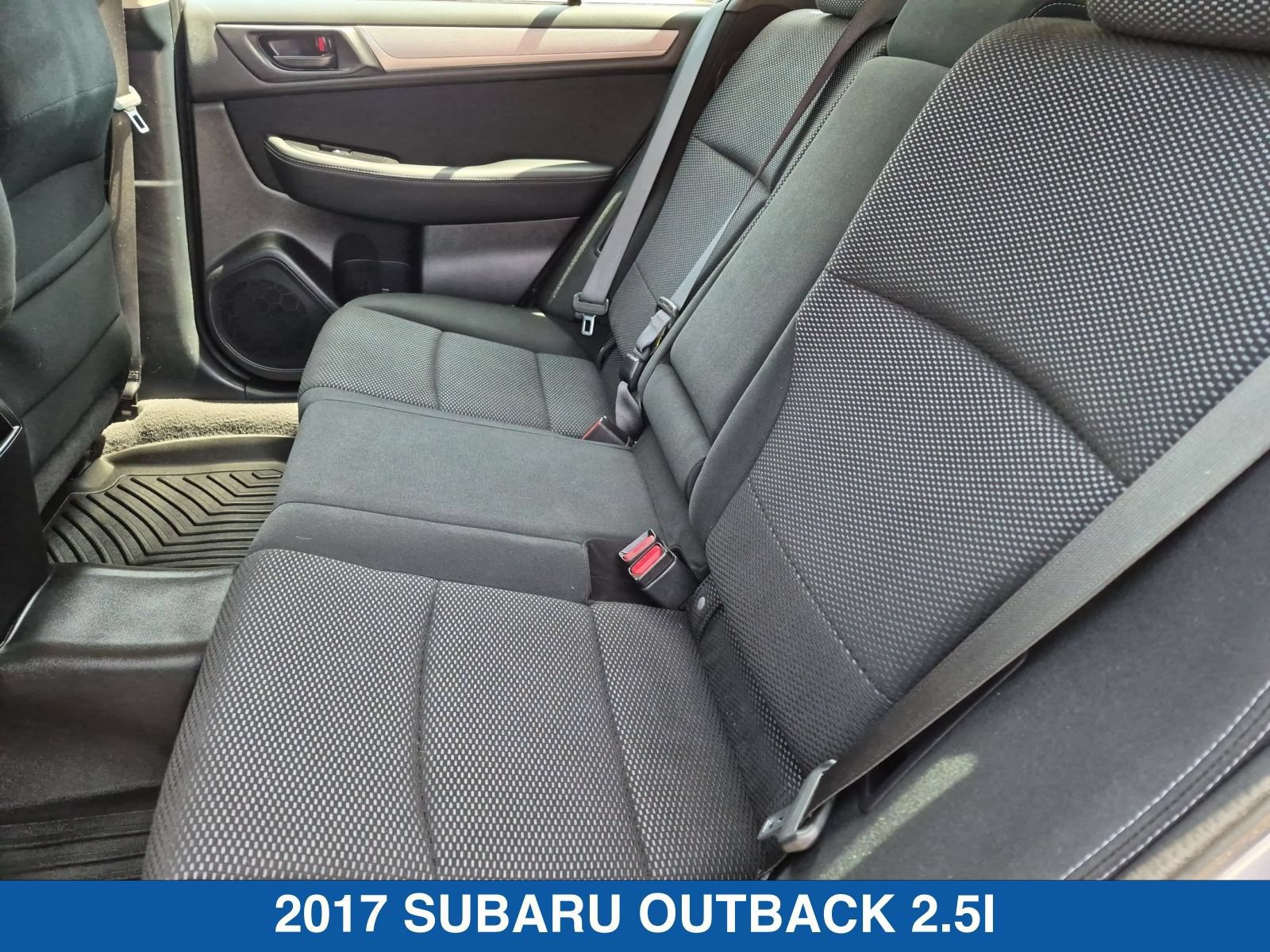 Used 2017 Subaru Outback 2.5i AWD/4WD image 20