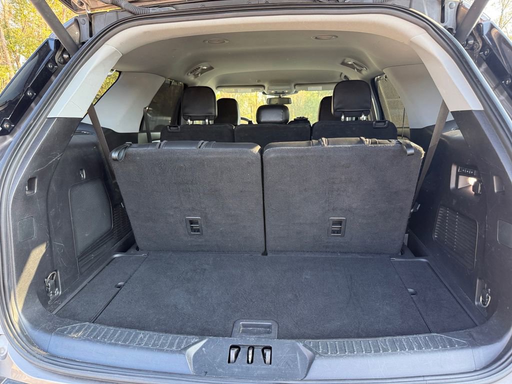 Used 2021 Ford Explorer Limited w/ Equipment Group 301A image 30