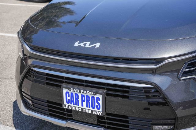 New 2026 Kia Niro SX Touring FWD image 14
