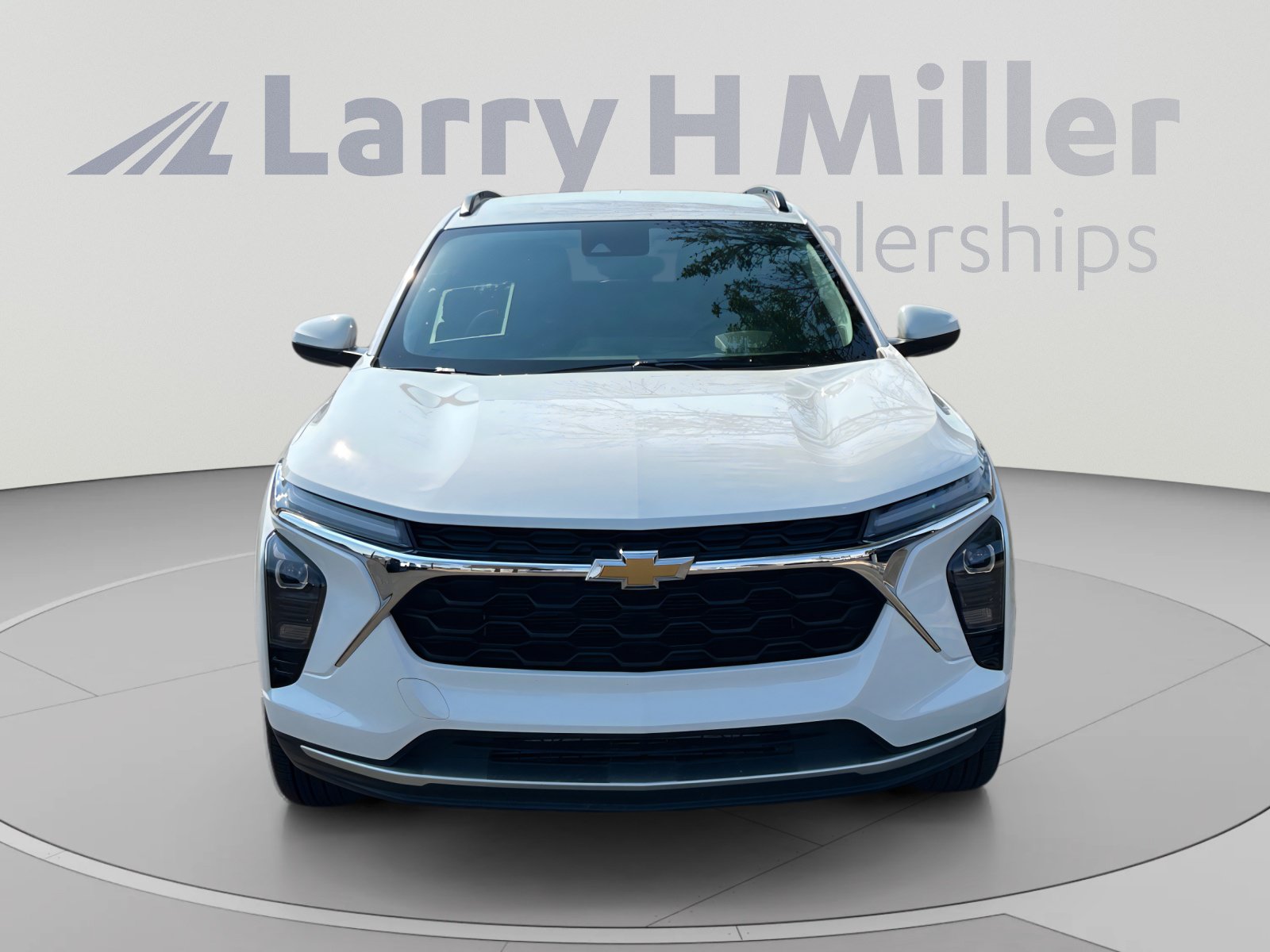 Used 2025 Chevrolet Trax LT w/ Driver Confidence Package FWD image 8