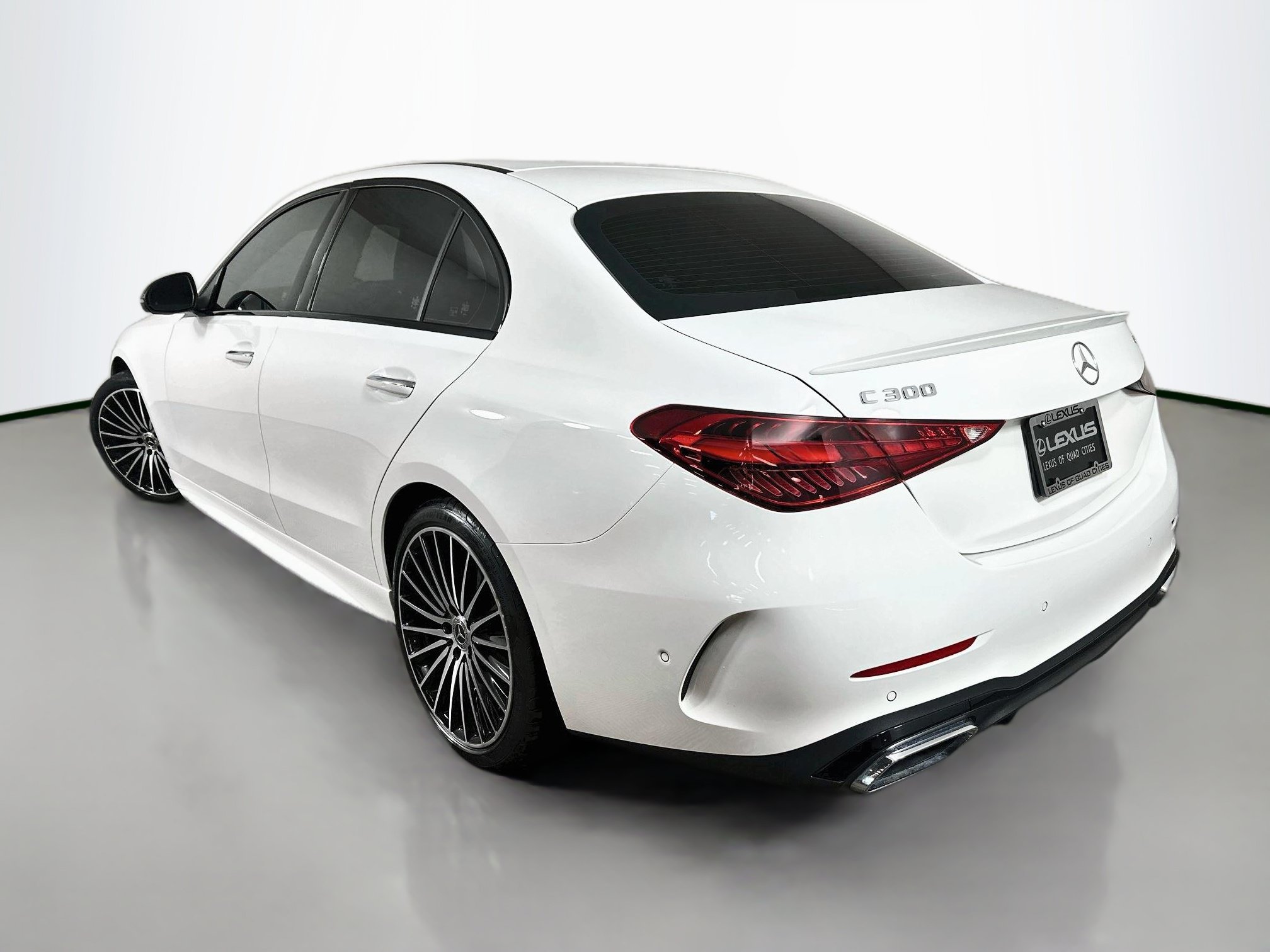 Used 2023 Mercedes-Benz C 300 4MATIC Sedan image 5
